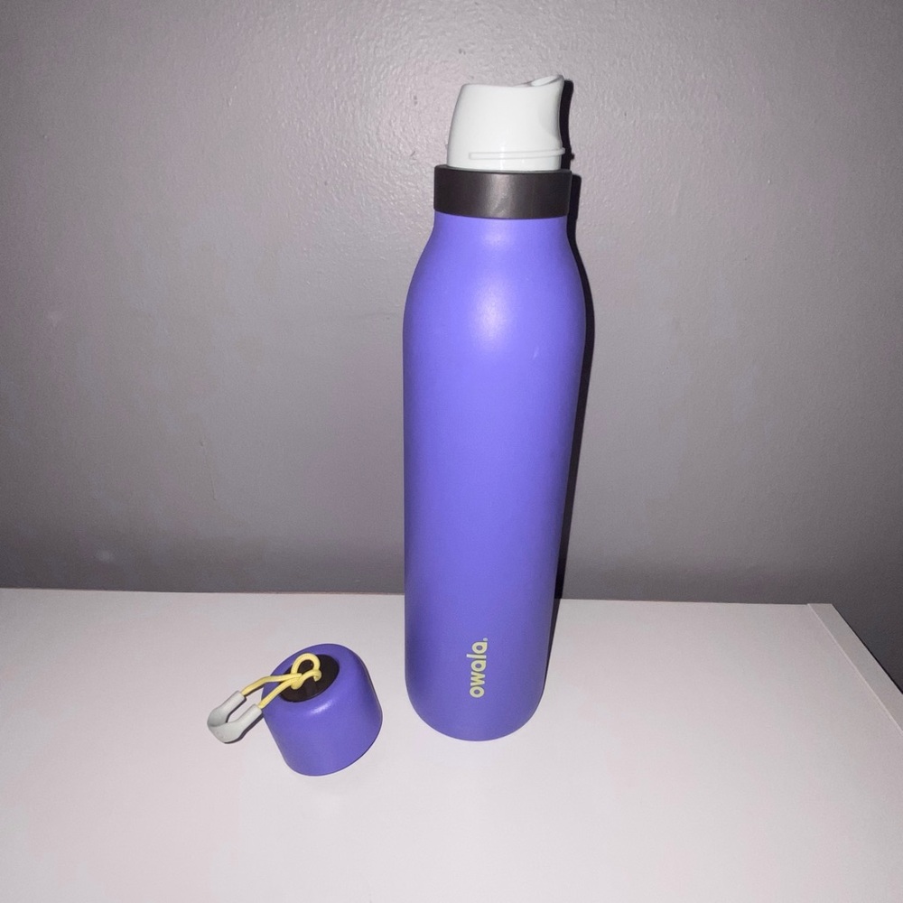 Vigilante purple Owala 24 oz. FreeSip Twist Stainless Steel Bottle